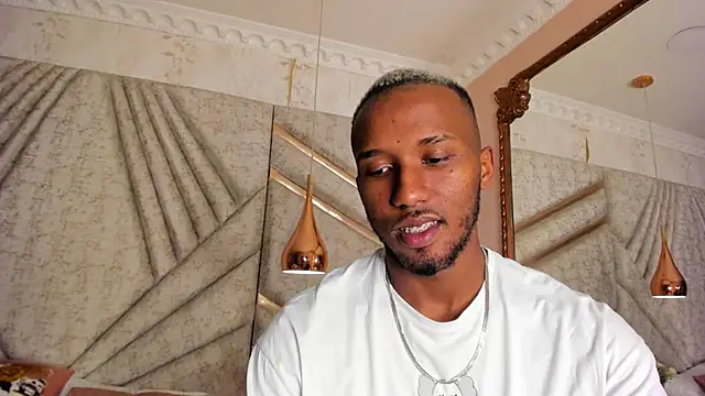 Snapshot of JamesParck chatting on 03-05-25, 03:51 JamesParck online show from 03-05-25, 03:51