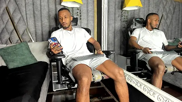 Snapshot of JamesParck chatting on 02-27-26, 08:20 JamesParck online show from 02-27-26, 08:20