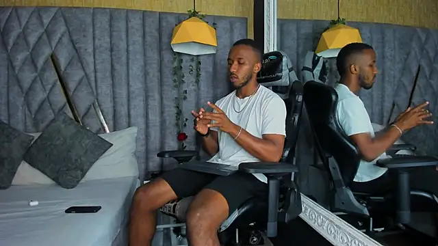 Snapshot of JamesParck chatting on 03-05-26, 11:12 JamesParck online show from 03-05-26, 11:12