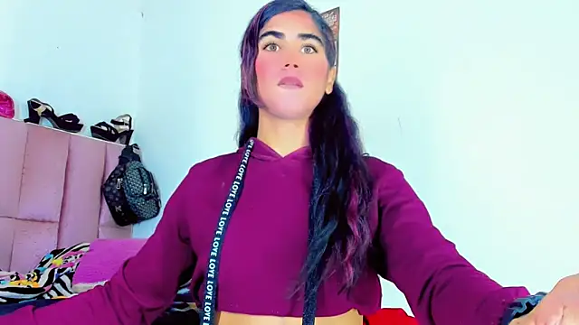 Snapshot of hannabigdirty chatting on 03-20-25, 05:15 hannabigdirty online show from 03-20-25, 05:15