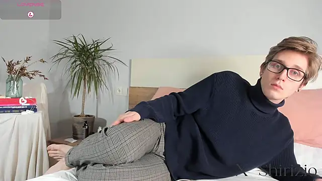 Snapshot of Shirizi chatting on 01-28-25, 04:52 Shirizi online show from 01-28-25, 04:52