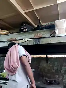 Snapshot of rayhan085 chatting on 01-02-25, 11:31 rayhan085 online show from 01-02-25, 11:31