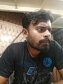 Snapshot of rayhan085 chatting on 09-16-25, 08:32 rayhan085 online show from 09-16-25, 08:32