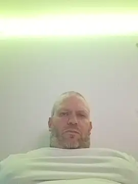 Snapshot of ShyBoy1982 chatting on 05-02-26, 10:59 ShyBoy1982 online show from 05-02-26, 10:59