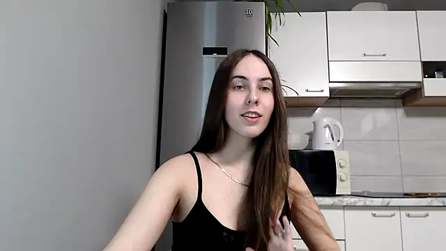 SierraSky  online show from 03-02-25, 06:08