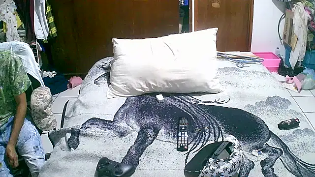 jperezofficial1 online show from 10-07-25, 04:31