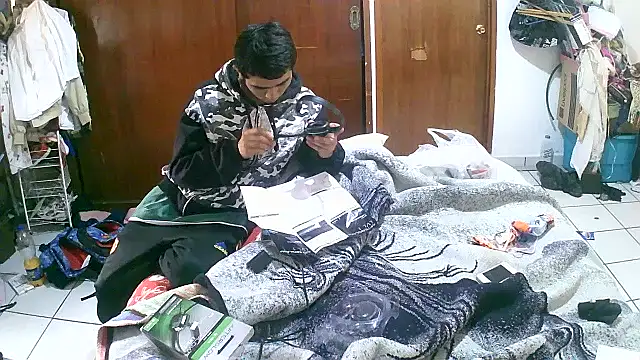 jperezofficial1 online show from 10-08-25, 05:10