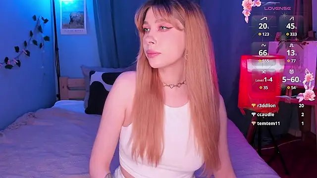 Snapshot of tenderdreams chatting on 01-11-25, 08:21 tenderdreams online show from 01-11-25, 08:21