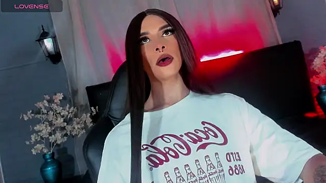 Snapshot of AdharaaMoon chatting on 12-05-24, 10:56 AdharaaMoon online show from 12-05-24, 10:56