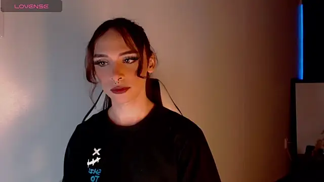 Snapshot of AdharaaMoon chatting on 12-14-24, 07:25 AdharaaMoon online show from 12-14-24, 07:25