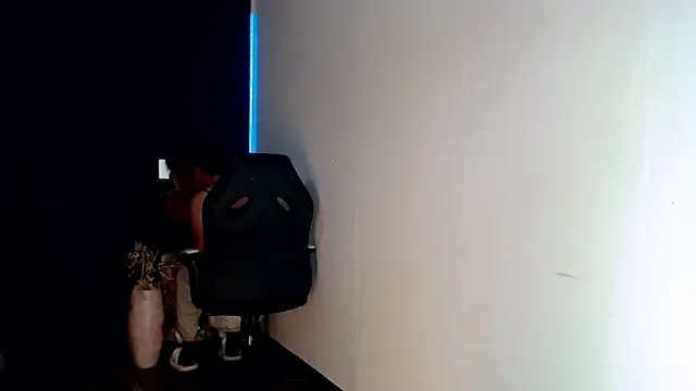 Snapshot of AdharaaMoon chatting on 02-01-25, 08:05 AdharaaMoon online show from 02-01-25, 08:05