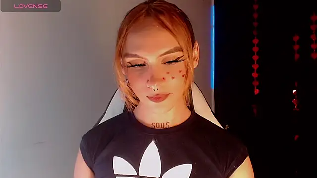 Snapshot of AdharaaMoon chatting on 02-15-25, 09:27 AdharaaMoon online show from 02-15-25, 09:27