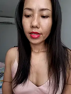 Snapshot of Sugar2k5 chatting on 02-26-25, 06:26 Sugar2k5 online show from 02-26-25, 06:26