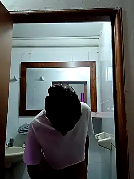 Leslly  online show from 01-11-25, 02:09