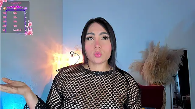 Snapshot of Sarahballiston_ chatting on 12-05-24, 12:08 Sarahballiston online show from 12-05-24, 12:08