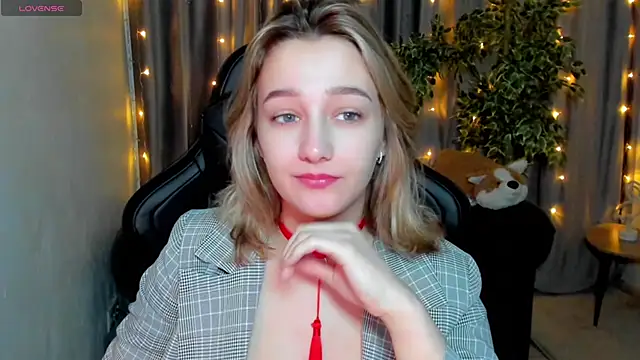 Sinty Noria online show from 02-21-25, 01:11