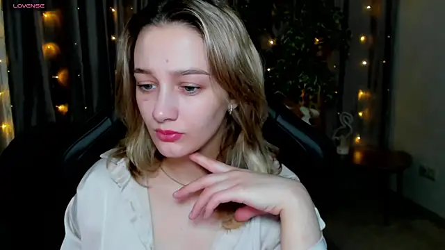 Sinty Noria online show from 03-10-25, 01:12