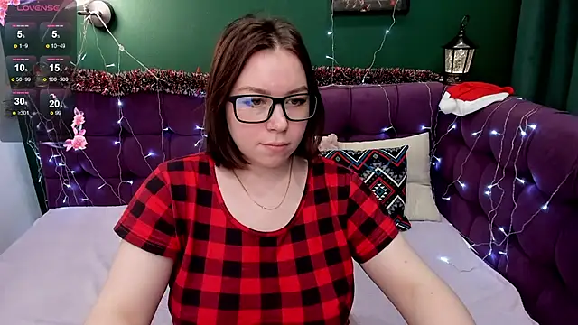 Emily Amorre online show from 12-30-24, 04:09