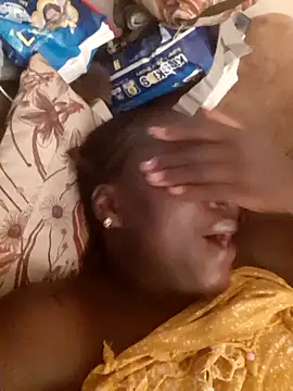 Snapshot of sexy-ann chatting on 11-22-25, 04:33 sexy-ann online show from 11-22-25, 04:33