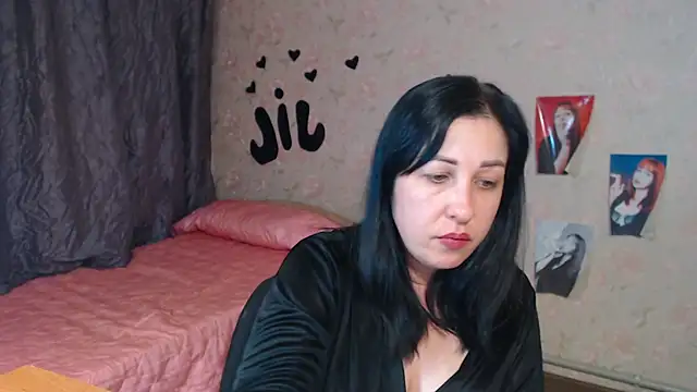 JillStevens online show from 10-19-25, 03:56