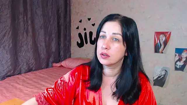 JillStevens online show from 11-29-25, 03:09