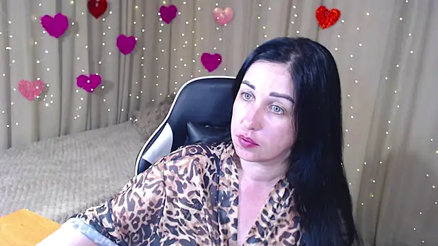 Snapshot of JillStevens chatting on 05-06-26, 08:03 JillStevens online show from 05-06-26, 08:03