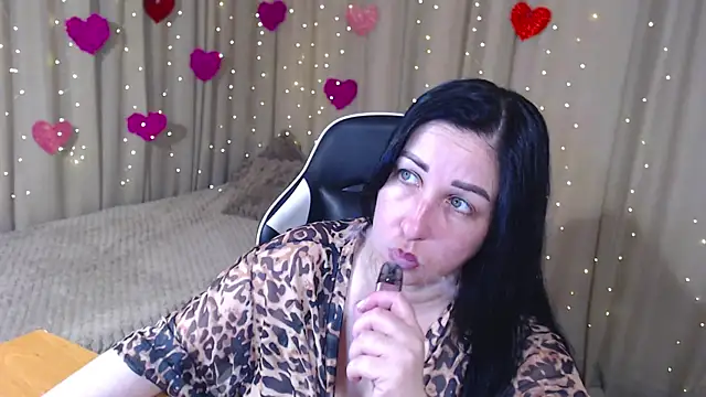 Snapshot of JillStevens chatting on 05-09-26, 06:46 JillStevens online show from 05-09-26, 06:46