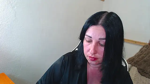 Snapshot of JillStevens chatting on 06-01-26, 08:32 JillStevens online show from 06-01-26, 08:32