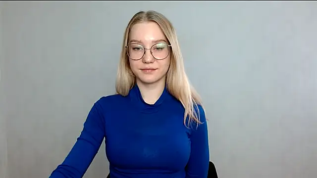 Snapshot of cindi_hot chatting on 02-26-25, 10:47 cindi hot online show from 02-26-25, 10:47