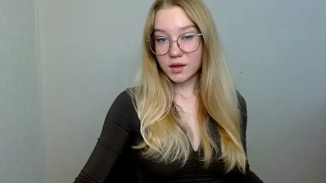 cindi hot online show from 11-14-25, 10:25