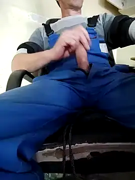 armando1983 hot online show from 09-17-25, 11:34