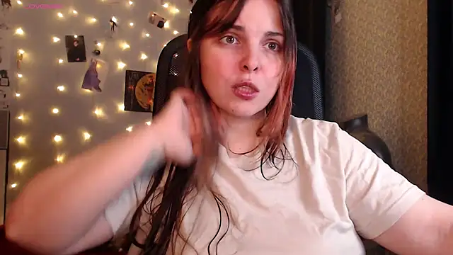 Snapshot of Saya_sweet chatting on 09-10-25, 02:55 Saya sweet online show from 09-10-25, 02:55