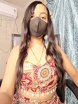 Snapshot of Parinaaz18 chatting on 05-12-26, 12:41 Parinaaz18 online show from 05-12-26, 12:41