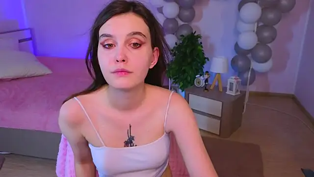 SusieMorris online show from 01-28-25, 08:14