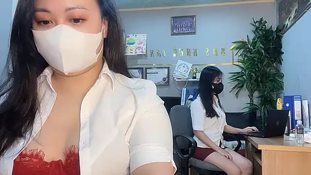 Snapshot of Bamboo_Swetie chatting on 12-03-24, 02:27 Bamboo Swetie online show from 12-03-24, 02:27