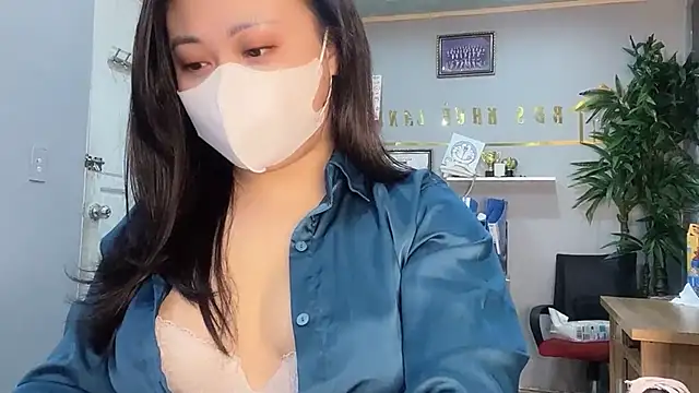 Snapshot of Bamboo_Swetie chatting on 12-07-24, 02:57 Bamboo Swetie online show from 12-07-24, 02:57