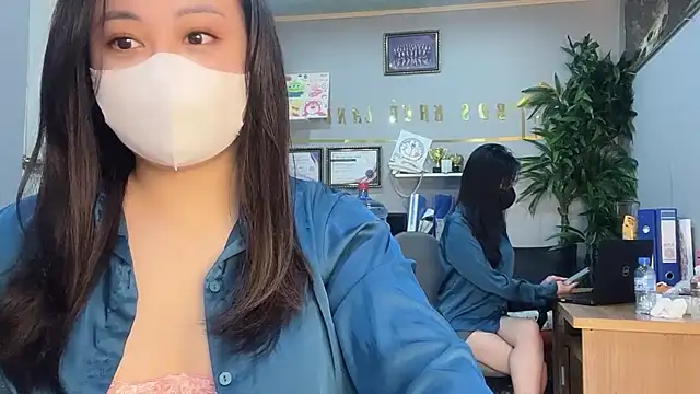 Snapshot of Bamboo_Swetie chatting on 12-15-24, 02:27 Bamboo Swetie online show from 12-15-24, 02:27