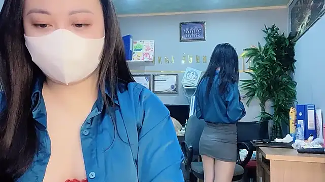 Snapshot of Bamboo_Swetie chatting on 12-21-24, 02:47 Bamboo Swetie online show from 12-21-24, 02:47