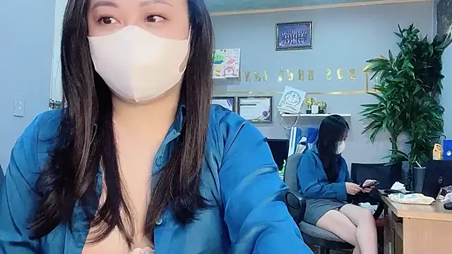 Snapshot of Bamboo_Swetie chatting on 12-22-24, 03:11 Bamboo Swetie online show from 12-22-24, 03:11