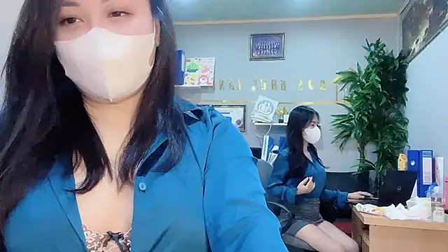 Snapshot of Bamboo_Swetie chatting on 12-27-24, 02:43 Bamboo Swetie online show from 12-27-24, 02:43