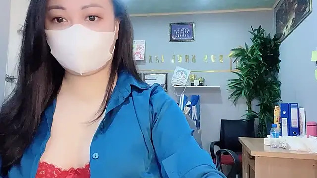 Snapshot of Bamboo_Swetie chatting on 12-30-24, 05:58 Bamboo Swetie online show from 12-30-24, 05:58