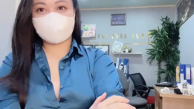 Snapshot of Bamboo_Swetie chatting on 01-13-25, 04:18 Bamboo Swetie online show from 01-13-25, 04:18