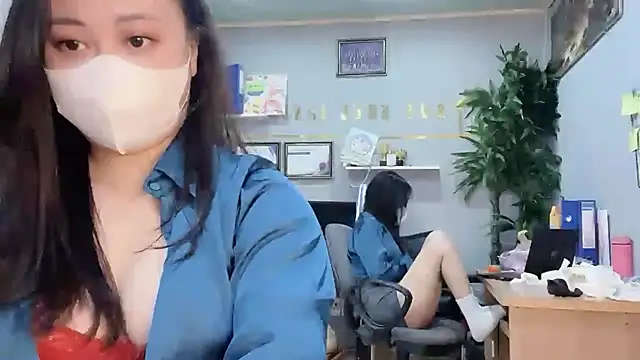 Snapshot of Bamboo_Swetie chatting on 01-13-25, 07:21 Bamboo Swetie online show from 01-13-25, 07:21