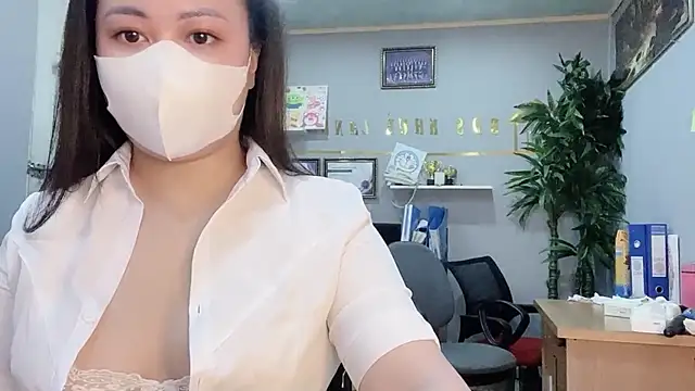 Snapshot of Bamboo_Swetie chatting on 01-23-25, 06:17 Bamboo Swetie online show from 01-23-25, 06:17