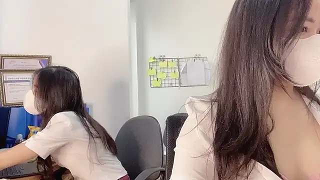 Snapshot of Bamboo_Swetie chatting on 02-15-25, 07:06 Bamboo Swetie online show from 02-15-25, 07:06