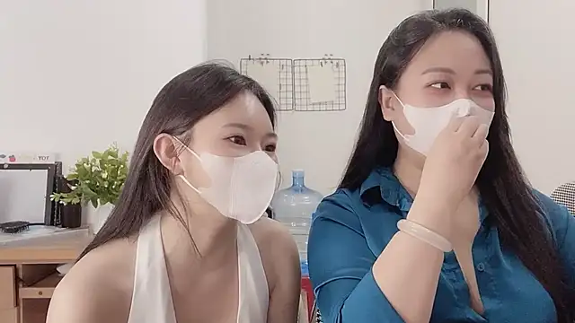 Snapshot of Bamboo_Swetie chatting on 10-05-25, 03:10 Bamboo Swetie online show from 10-05-25, 03:10