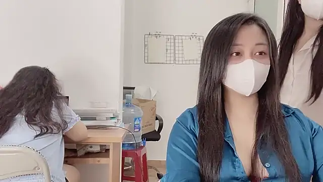 Snapshot of Bamboo_Swetie chatting on 10-21-25, 03:35 Bamboo Swetie online show from 10-21-25, 03:35