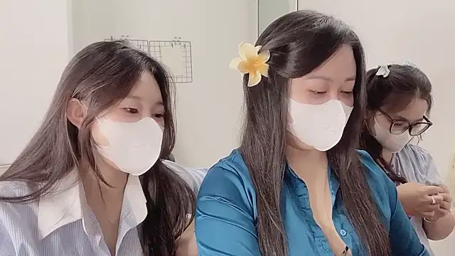 Bamboo Swetie online show from 11-20-25, 03:12