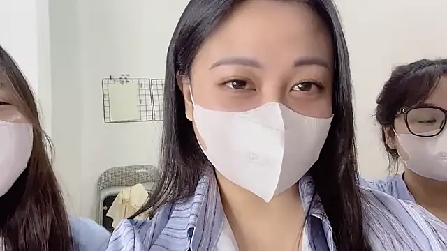 Bamboo Swetie online show from 12-19-25, 03:08