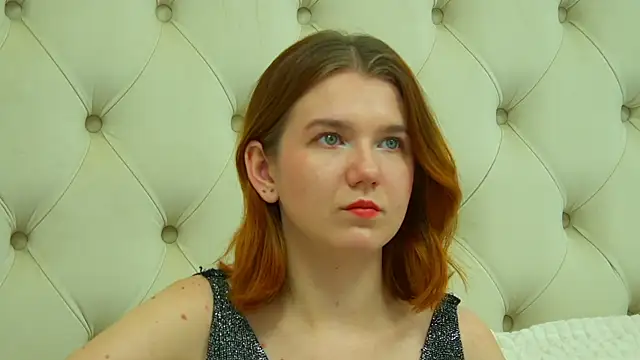 LessySmith online show from 11-16-25, 04:45